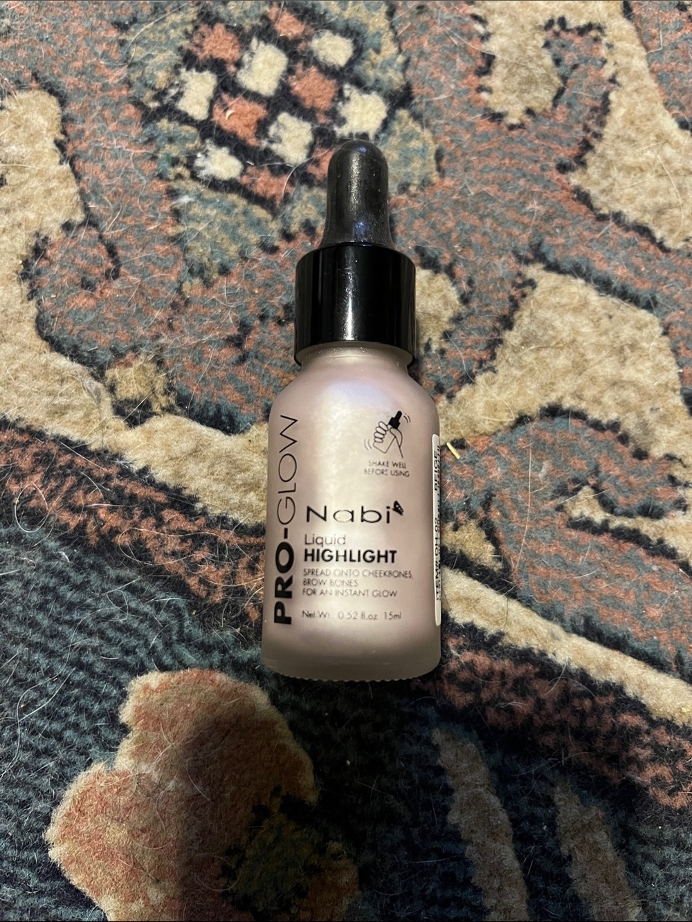 Pro-Glow Liquid Highlight in Pearl Pink